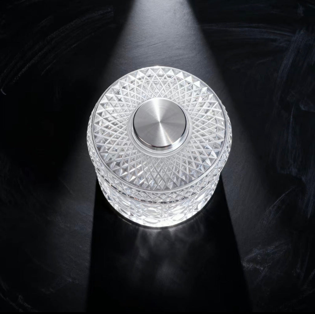 CrystalTwirl Rotating Drink Glass