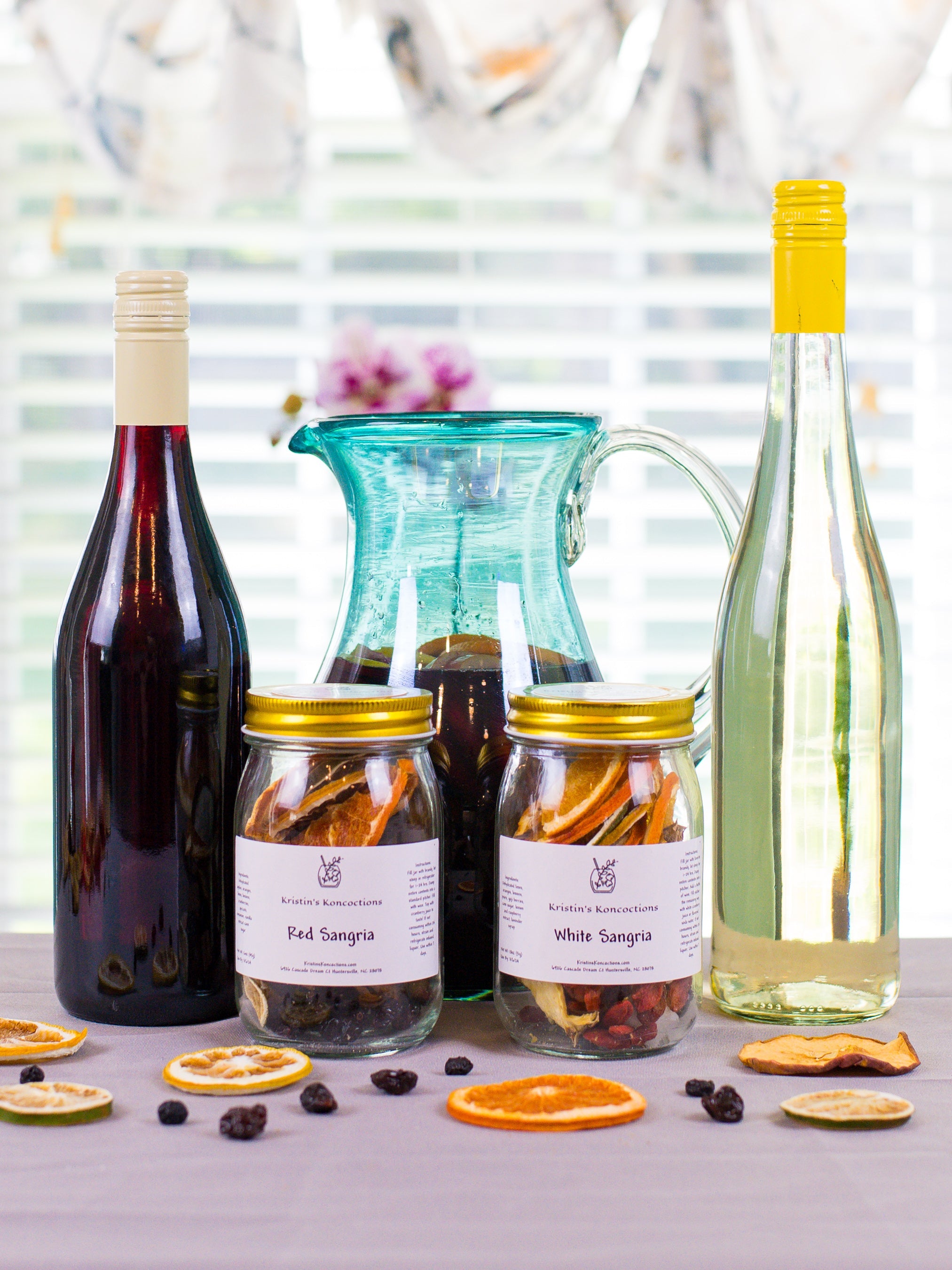 Red & White Sangria Cocktail Kit Gift Set 2-Pack
