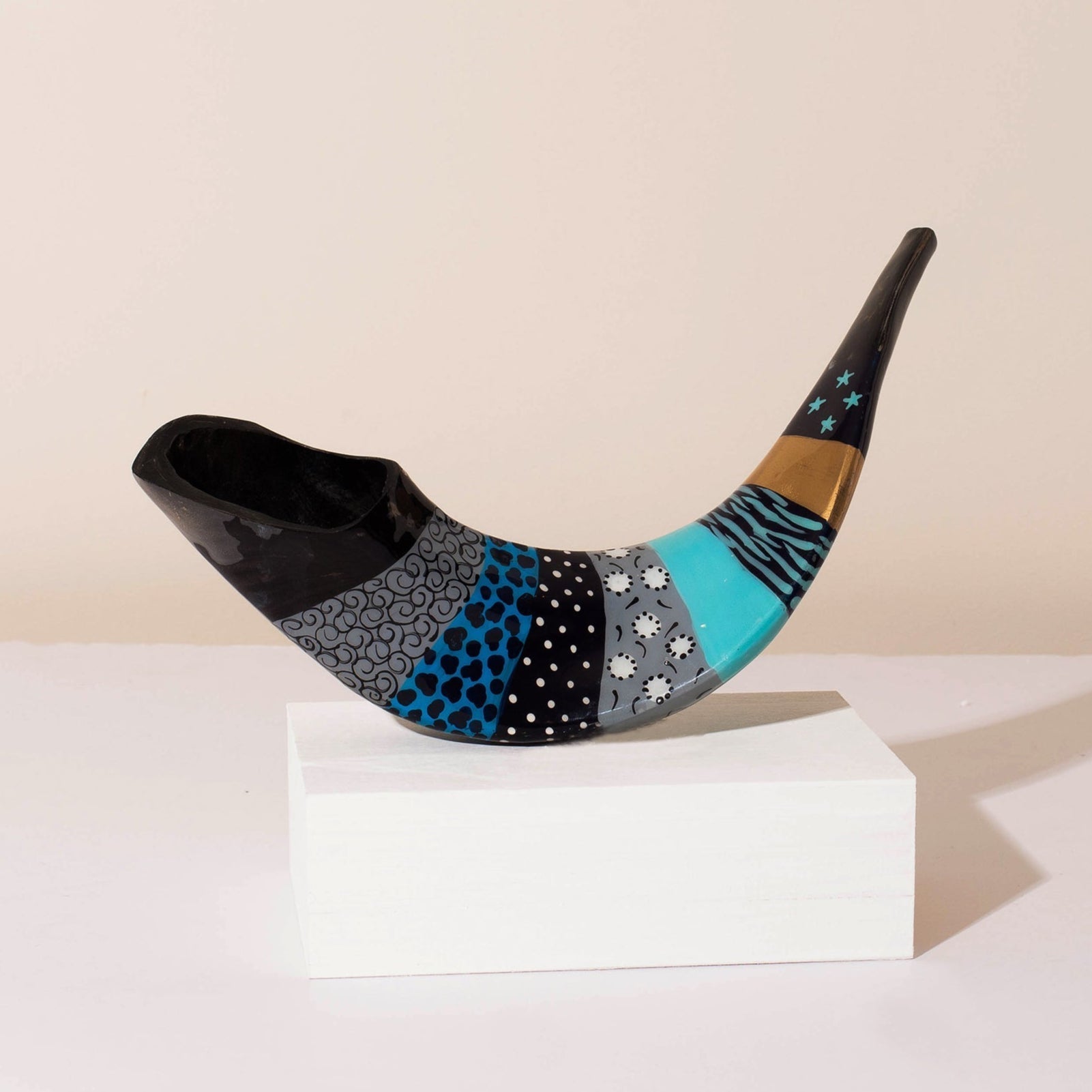 Hand-Painted Judaica Shofar – Echo Series