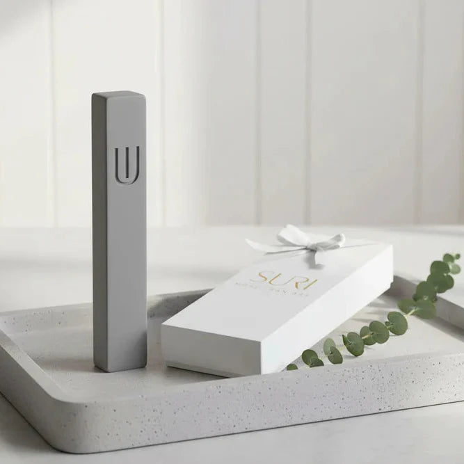 Sculpted Concrete Mezuzah with Clean Architectural Lines – Timeless Collection