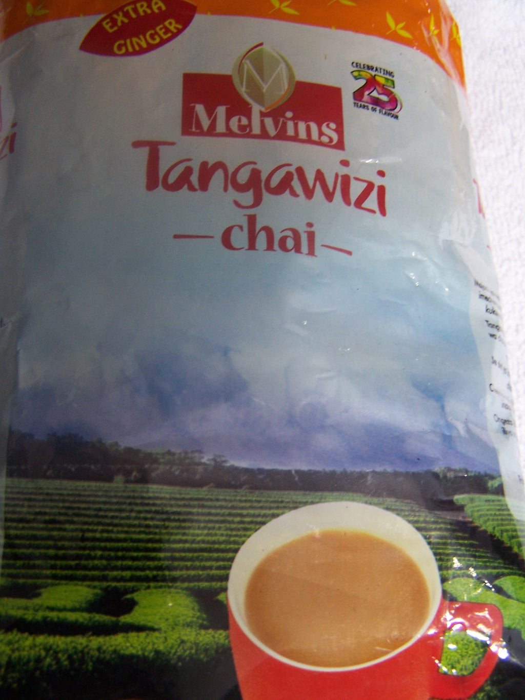 Melvins Tangawizi Chai 500g sealed resealable bag right-side profile ginger black tea