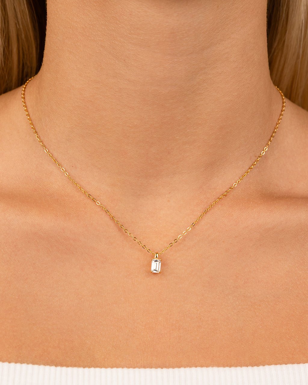Sterling Silver Emerald Prong Set Pendant