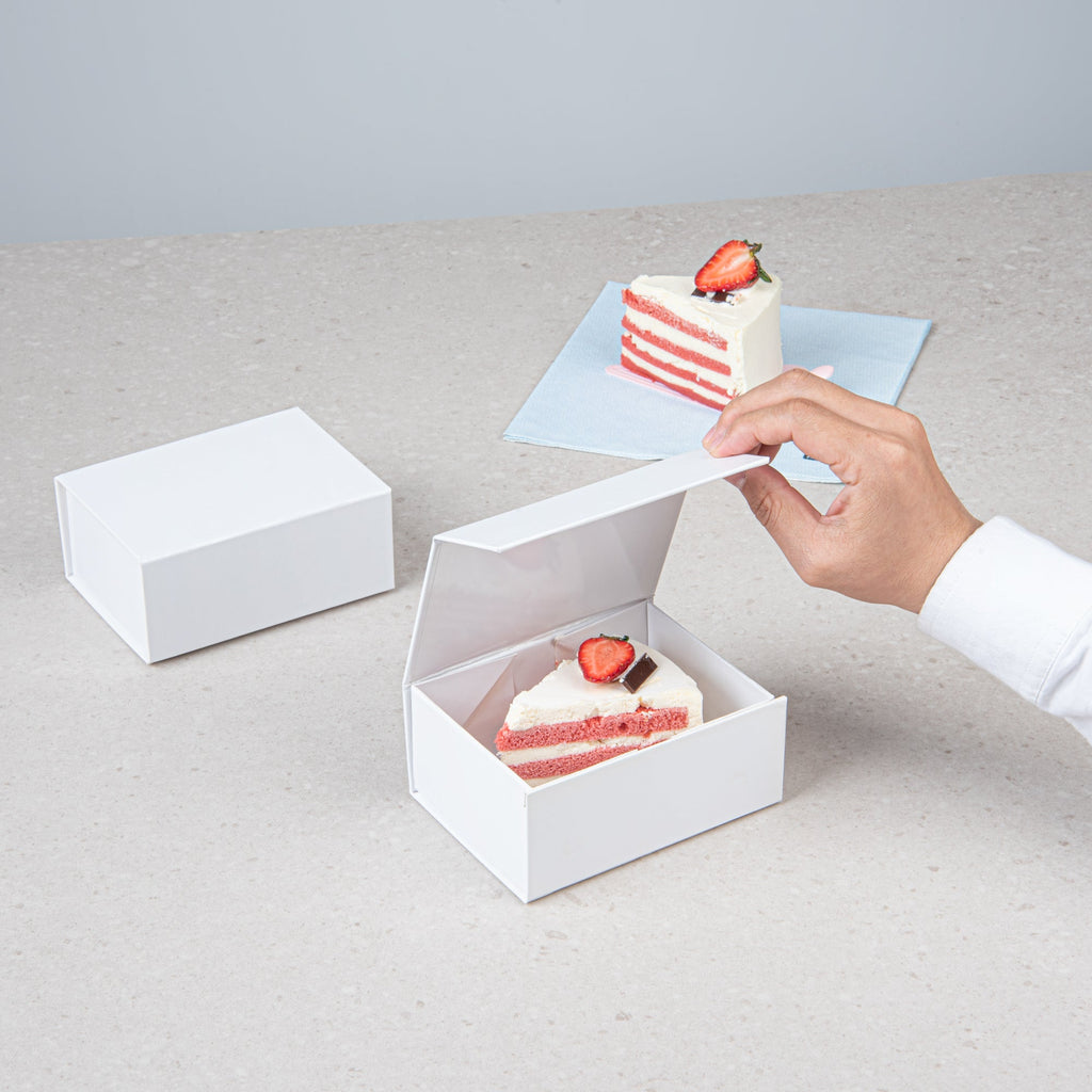 Cater Tek Rectangle White Paper Extra Small Tic Tac Box - Magnetic - 5" x 4" x 2 1/2" - 10 count box
