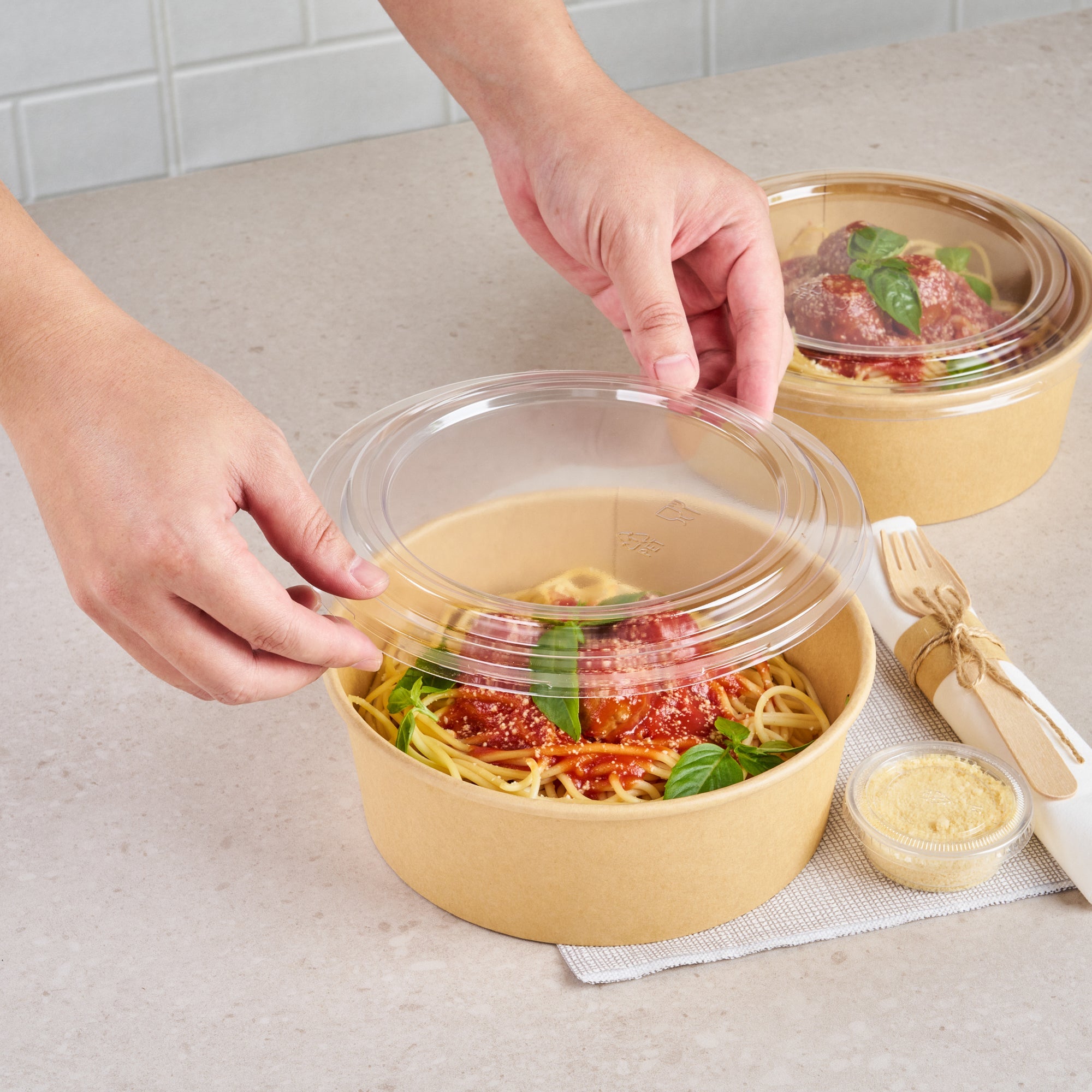Bio Tek Round Clear Plastic Take Out Container Lid - Fits 44 oz - 200 count box