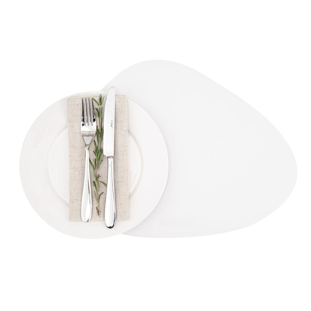 Chef 101 Egg-Shaped White Vinyl Placemat - Embossed - 16" x 12" - 6 count box