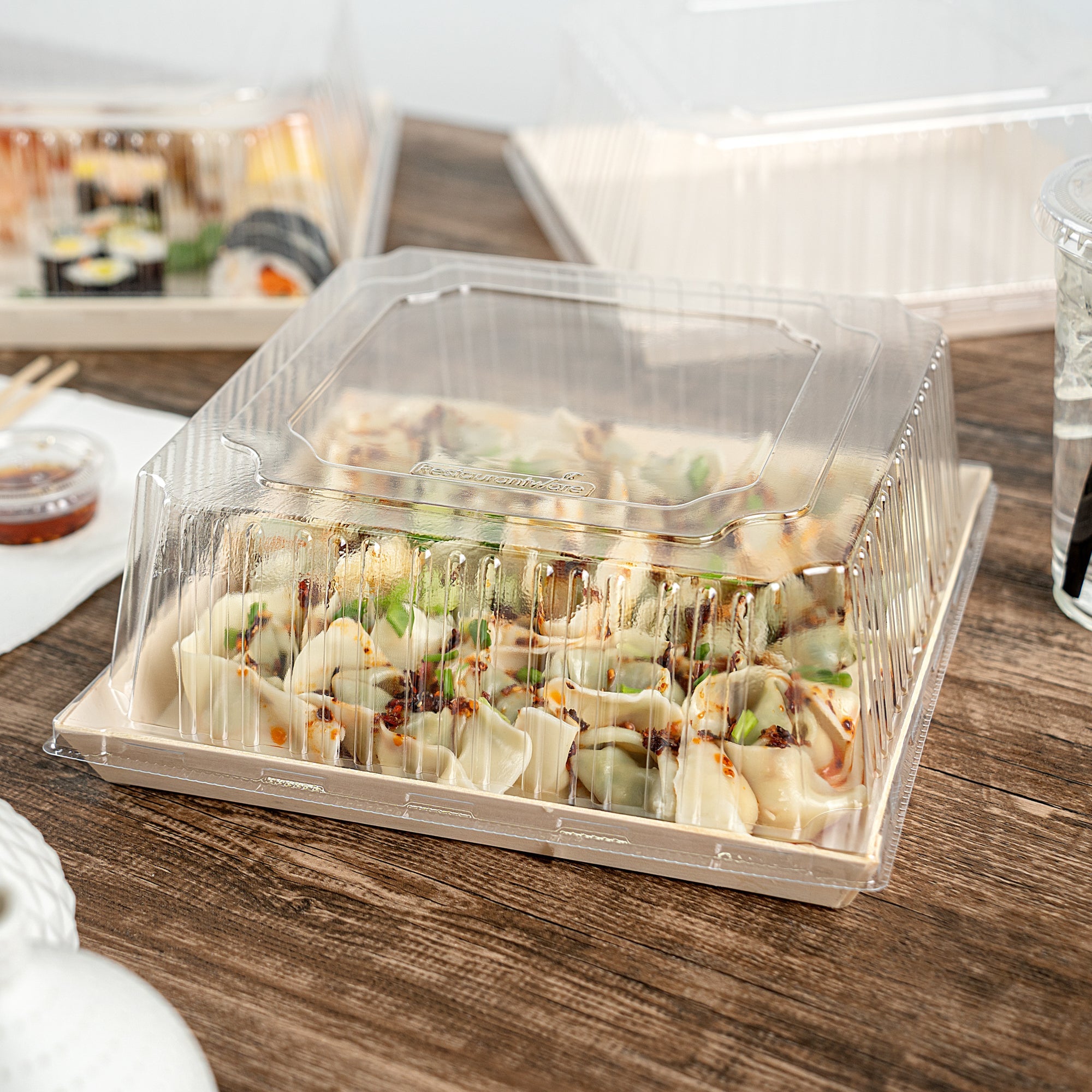 Taipei Square Clear Plastic Lid - Fits 9 1/2" Poplar Plate - 25 count box
