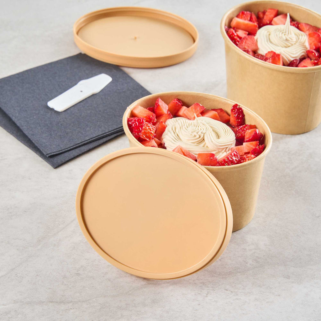 Coppetta Oval Brown Plastic Lid - Fits 12 oz To Go Cup, with Spoon - 50 count box