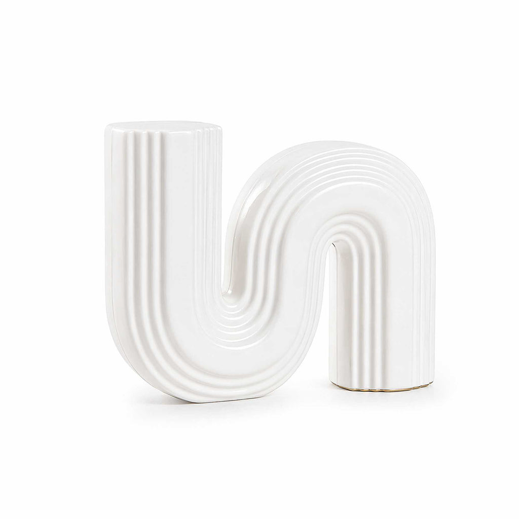 Table Art White Ceramic S-Shaped Vase - 7 1/4'' x 2'' x 6'' - 1 count box