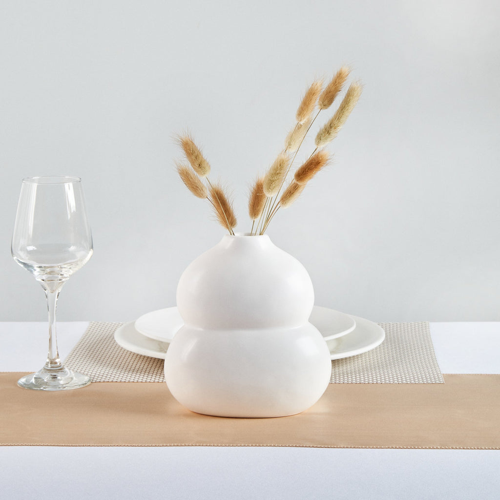 Table Art White Ceramic Gourd Vase - 6 1/2'' x 4'' x 7'' - 1 count box