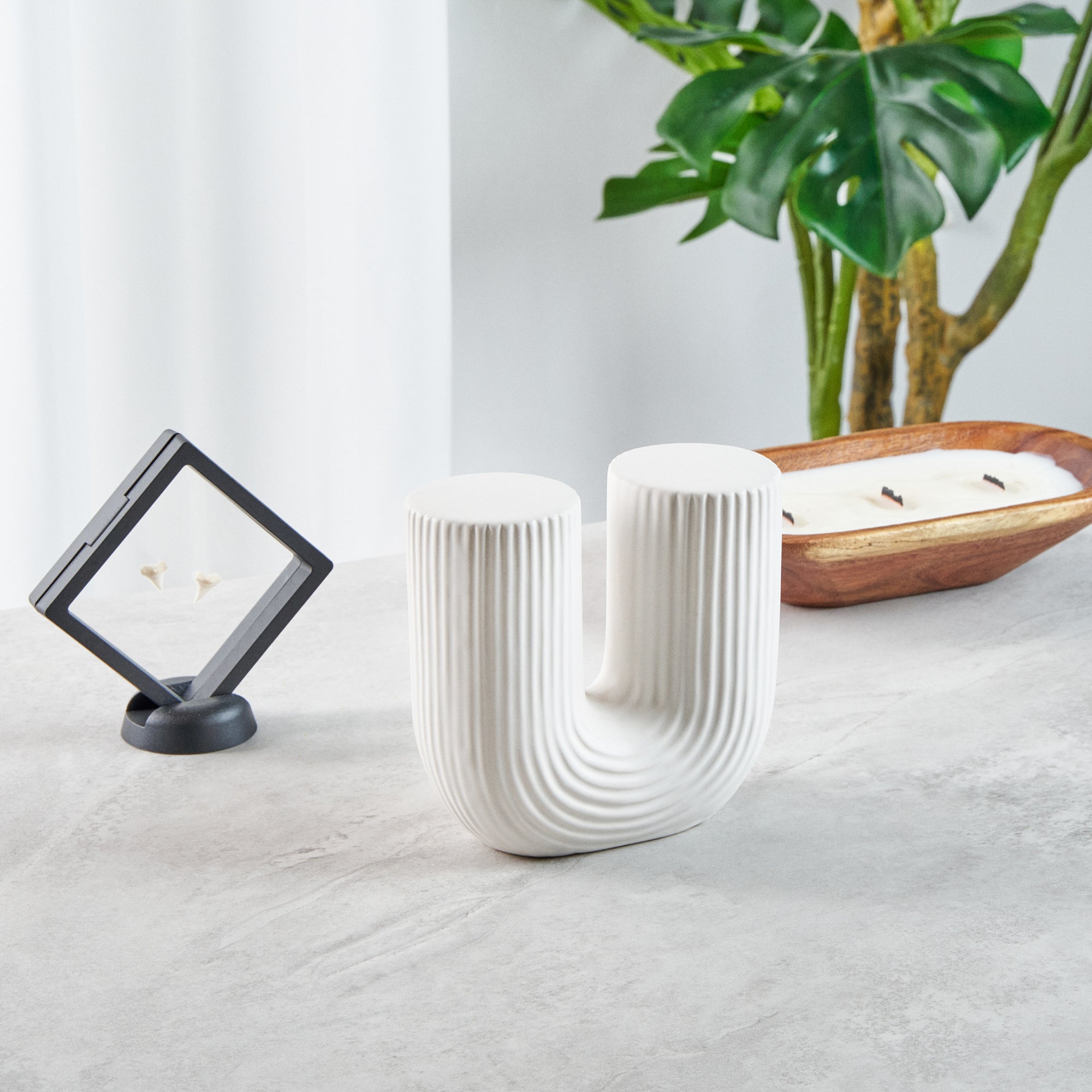 Table Art White Ceramic U-Shaped Vase - 5 3/4'' x 2 3/4'' x 5 1/2'' - 1 count box