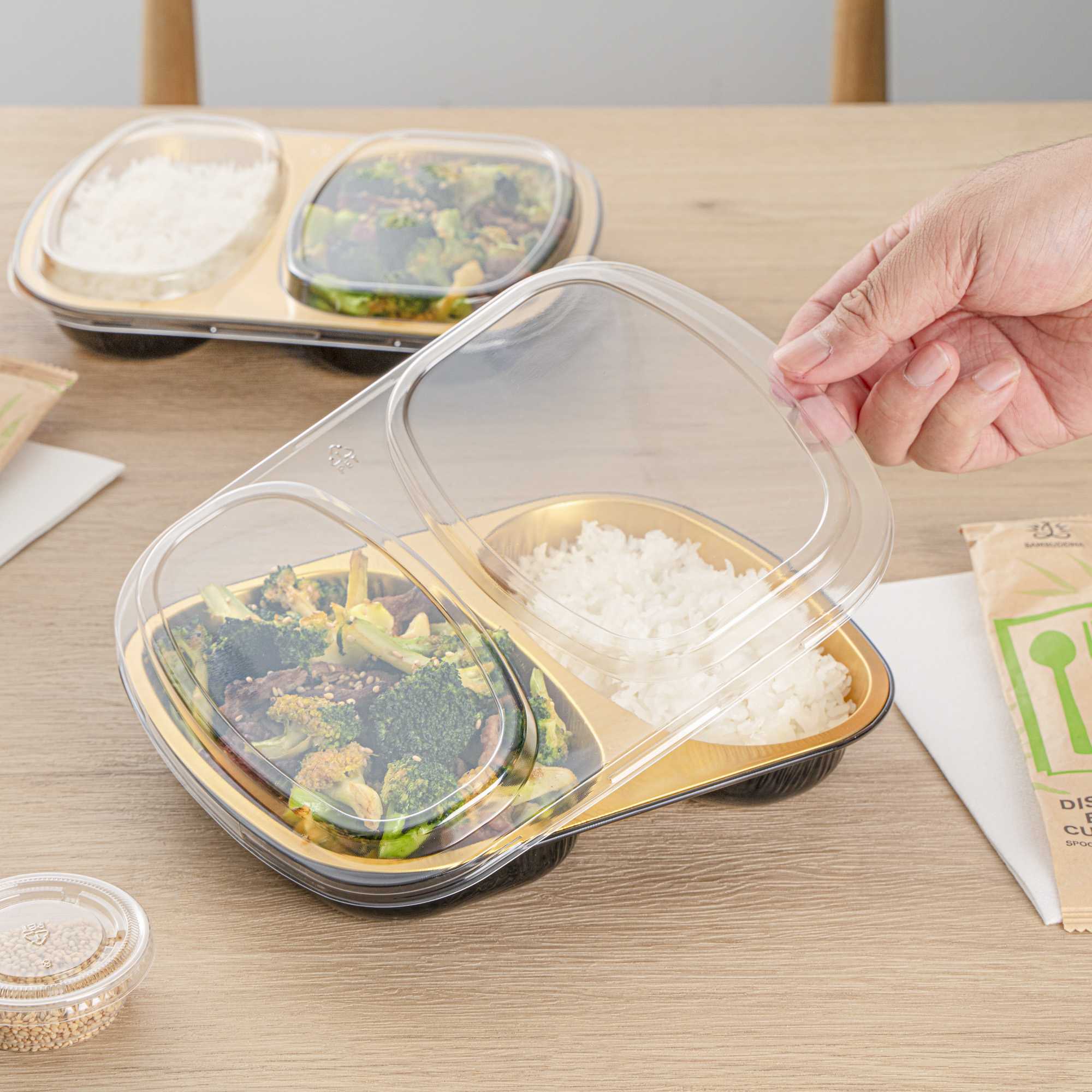 Foil Lux Clear Plastic Flat Lid - Fits 2-Compartment Foil Container - 100 count box