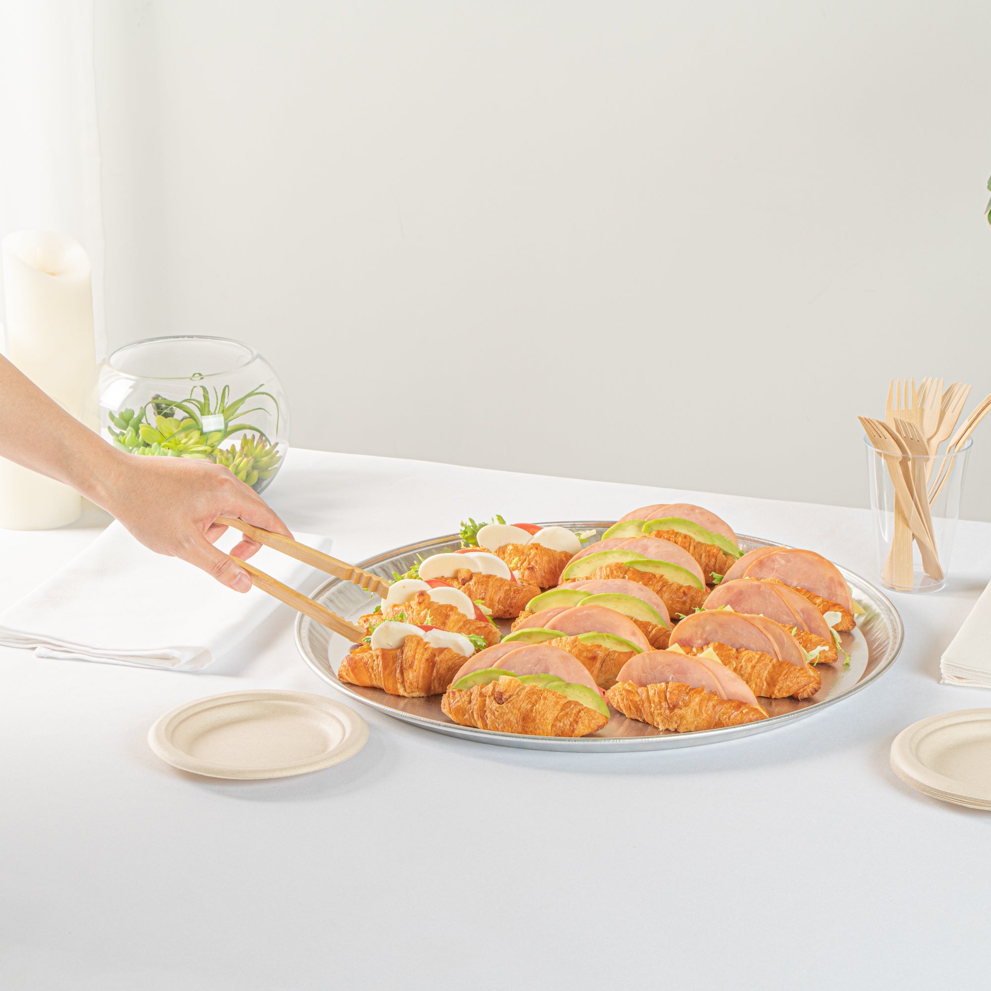 Foil Lux Round Aluminum Catering Tray - 18" - 20 count box