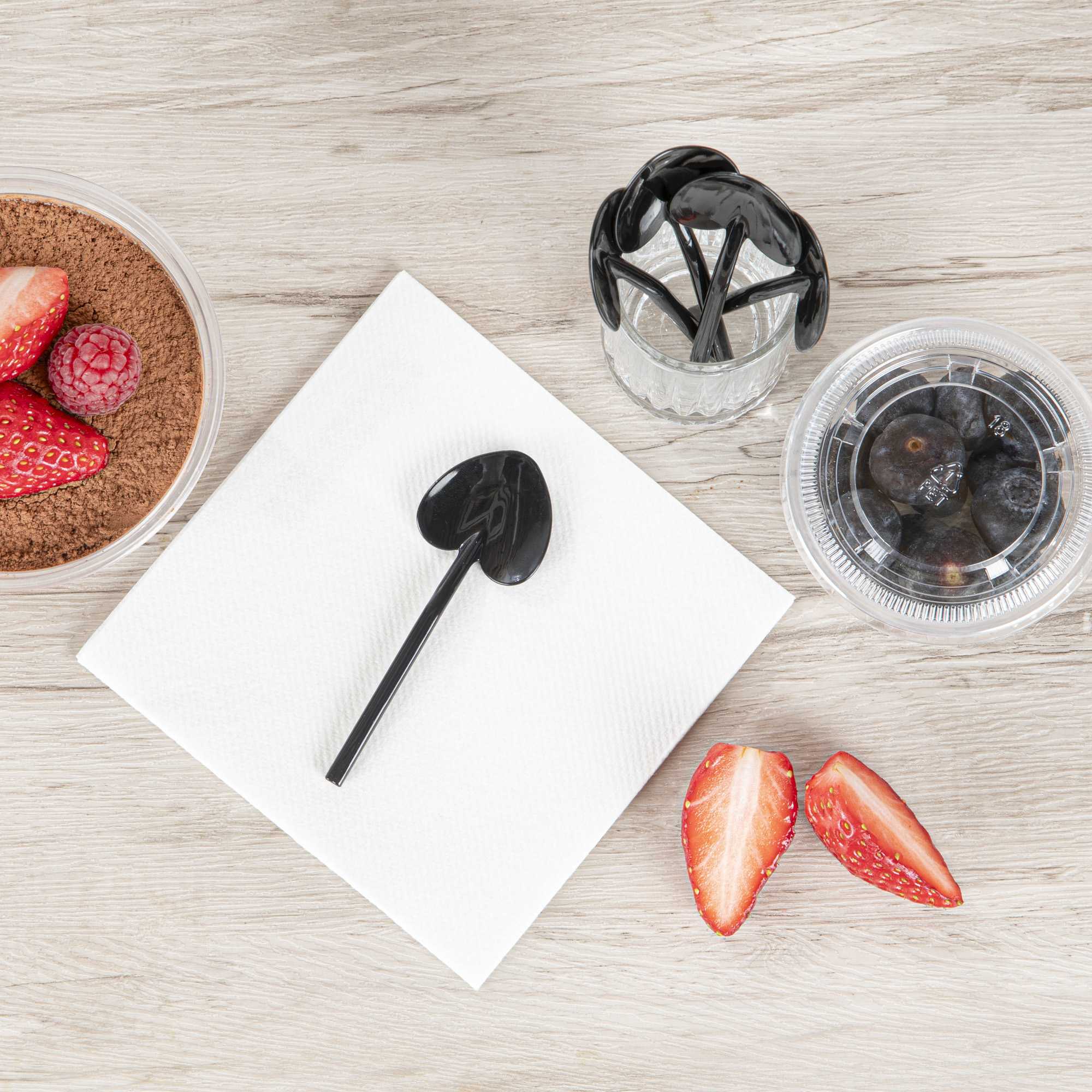 Coppetta Black Plastic Love Shovel Spoon - 3 1/2" x 1 1/4" - 100 count box