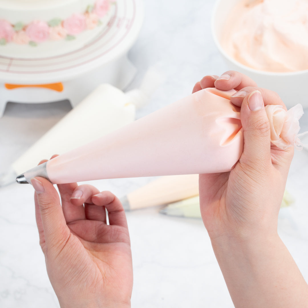 Pastry Tek White Silicone Pastry Piping Bag - 14" x 7 1/4" - 2 count box