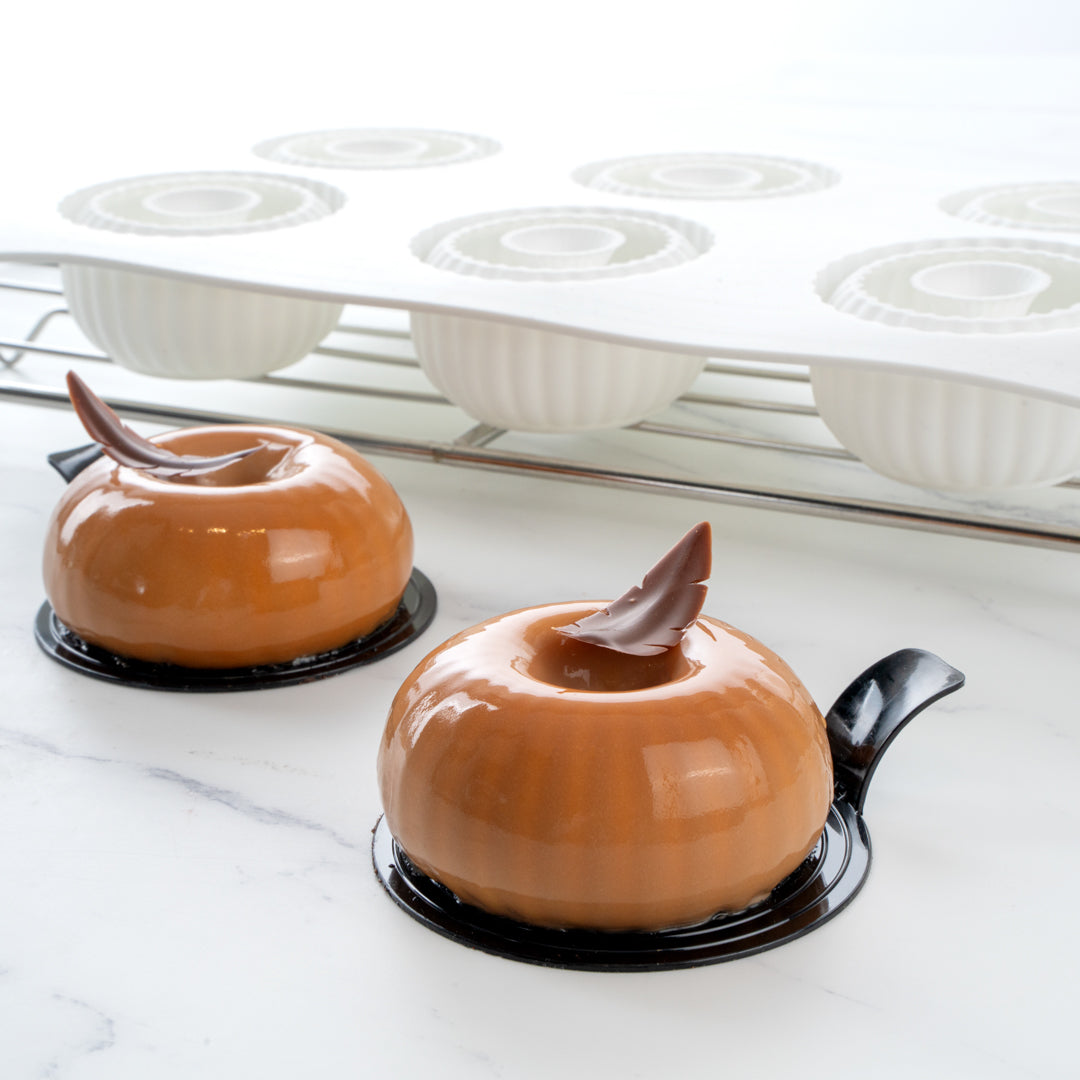 Pastry Tek Silicone Ridged Donut - 6-Compartment - 10 count box