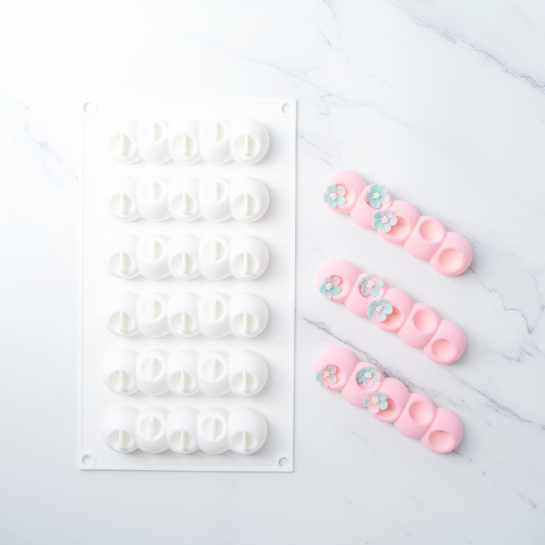 Pastry Tek Silicone Flower Strip Baking Mold - 6-Compartment - 10 count box