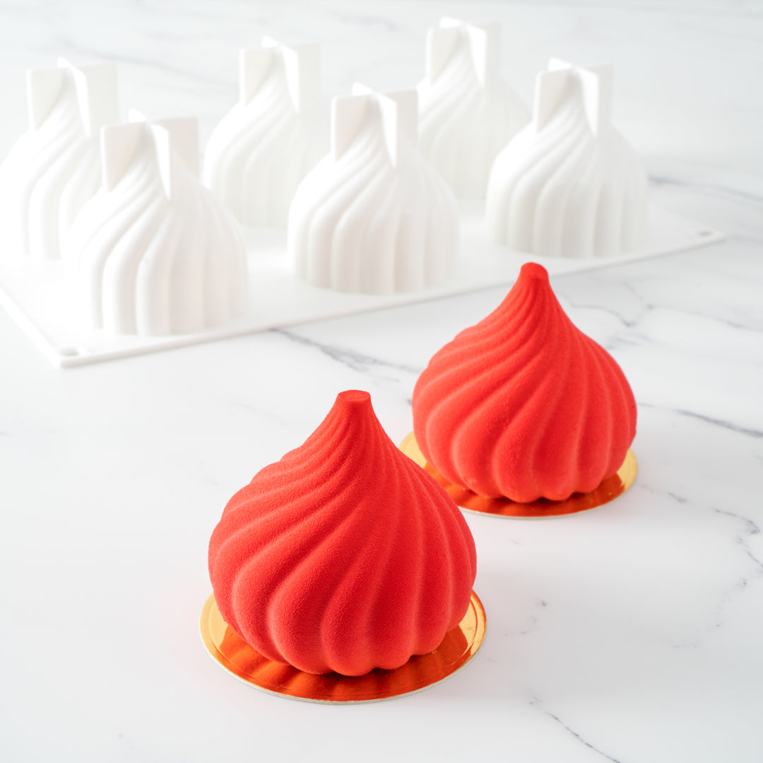 Pastry Tek Silicone Spiral Baking Mold - 6-Compartment - 10 count box