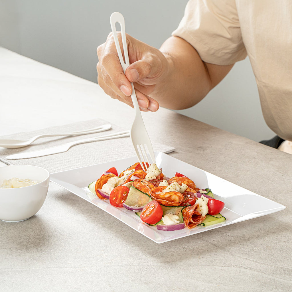Moderna Rectangle White Plastic Plate - 9 1/2" x 6 1/4" x 1/2" - 10 count box