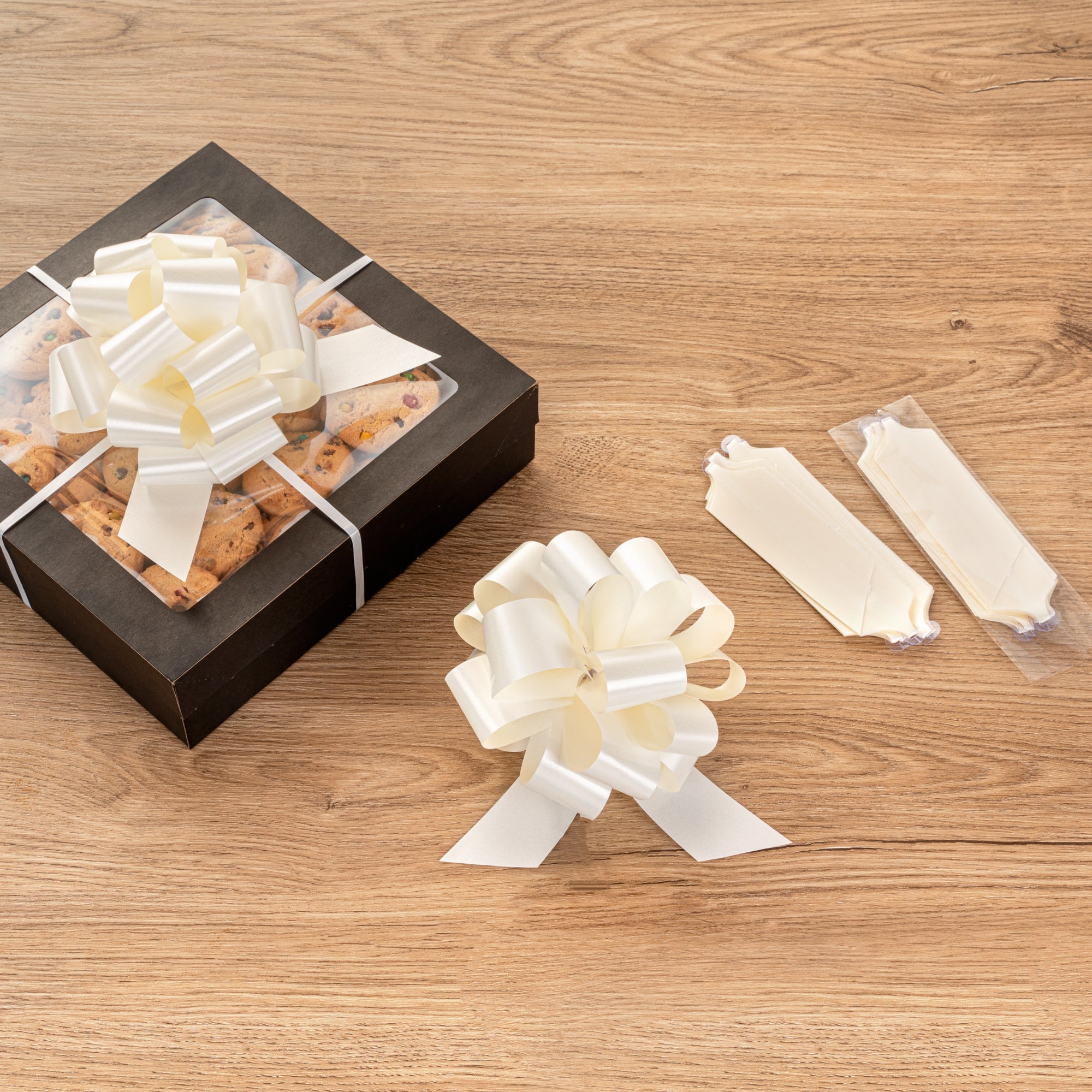 Gift Tek Cream Plastic Flora Satin Pull Bow - 5 1/2" - 1000 count box