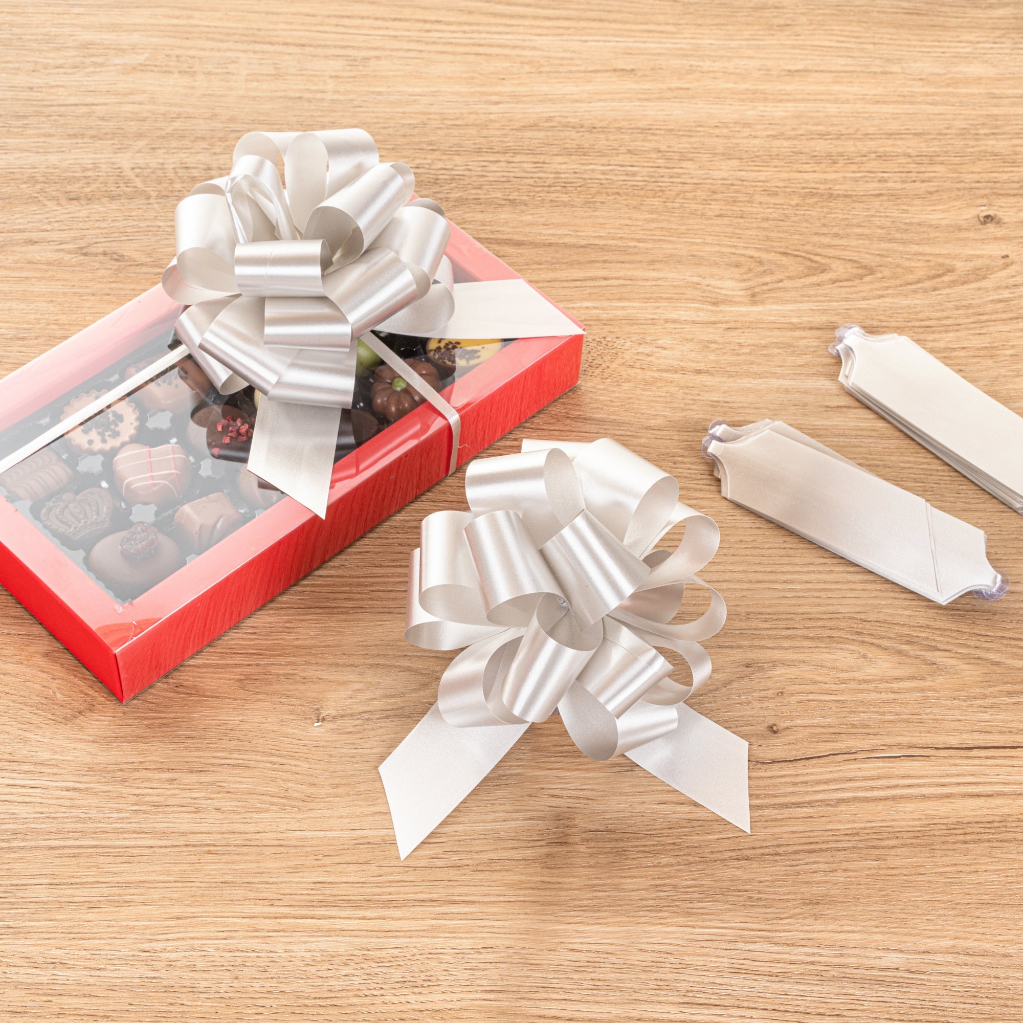 Gift Tek Silver Plastic Flora Satin Pull Bow - 5 1/2" - 10 count box