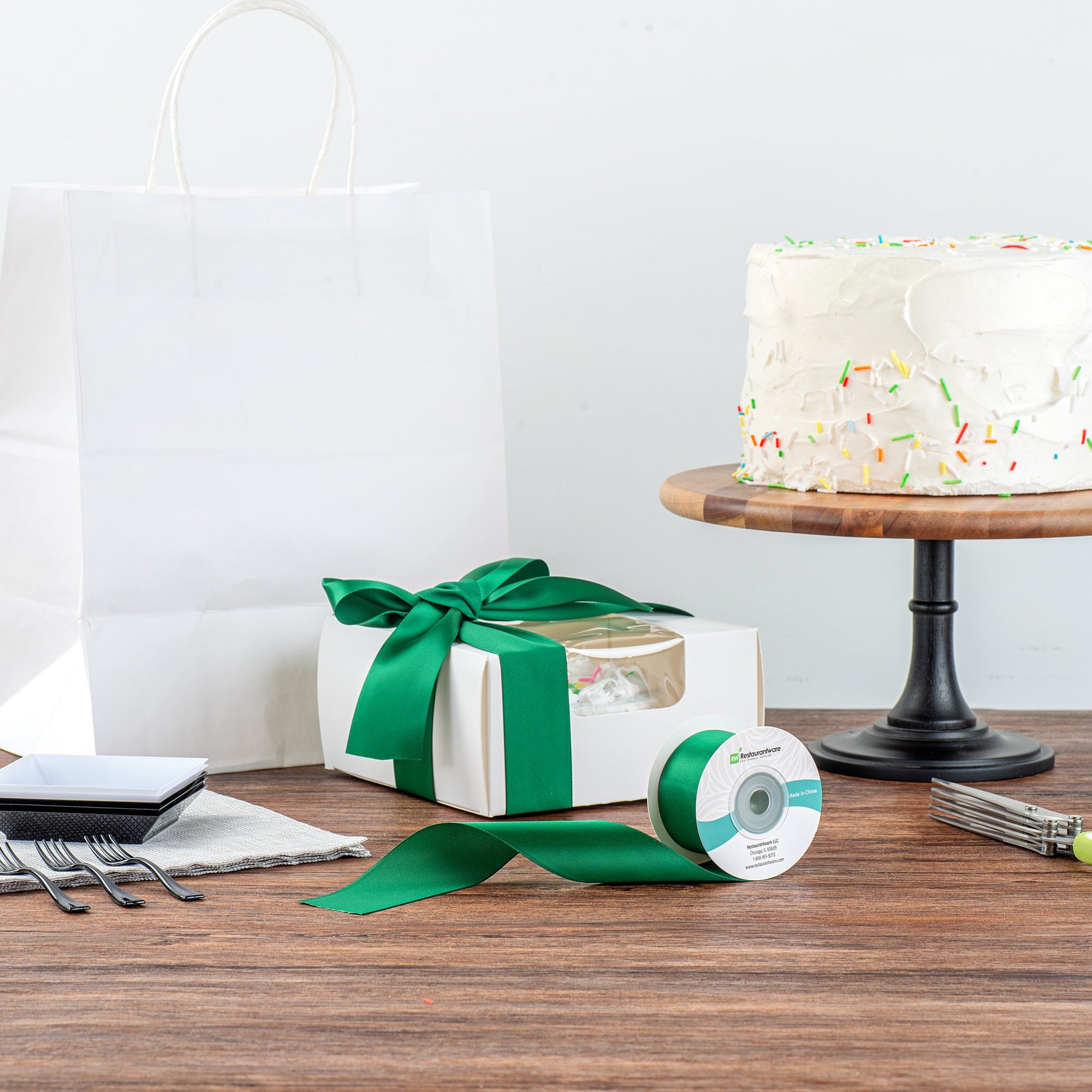 Gift Tek Forest Green Polyester Satin Ribbon - Single Face - 1 1/2" x 10 yds - 10 count box