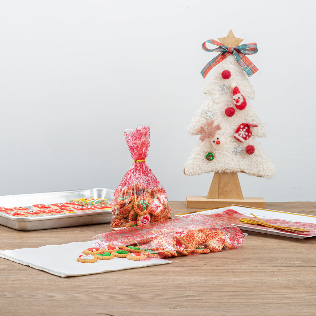 Bag Tek Plastic Candy Bag - Snowflakes - 4" x 2" x 9 1/2" - 4000 count box
