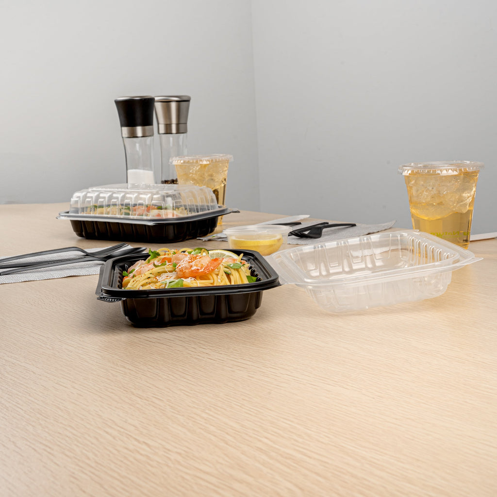 Thermo Tek 24 oz Black Plastic Clamshell Container - Microwavable - 9" x 6" x 3" - 100 count box