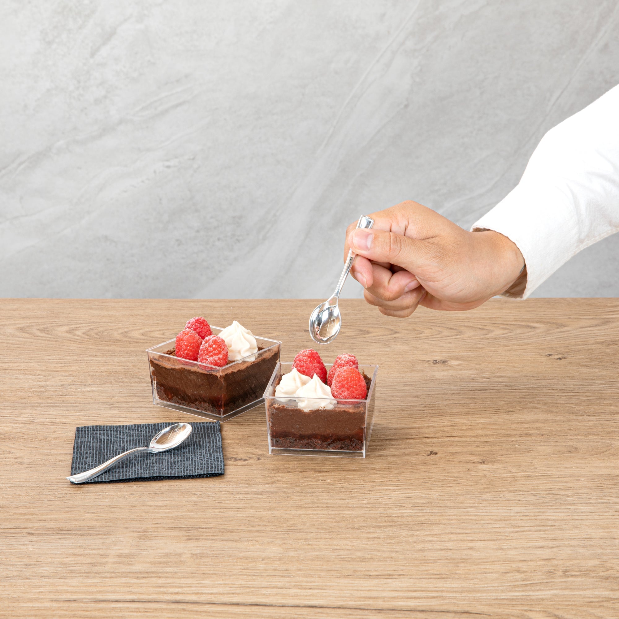 Mini Serve 5 oz Square Clear Plastic Dessert Cup - 2 3/4'' x 2 3/4'' x 1 3/4'' - 100 count box