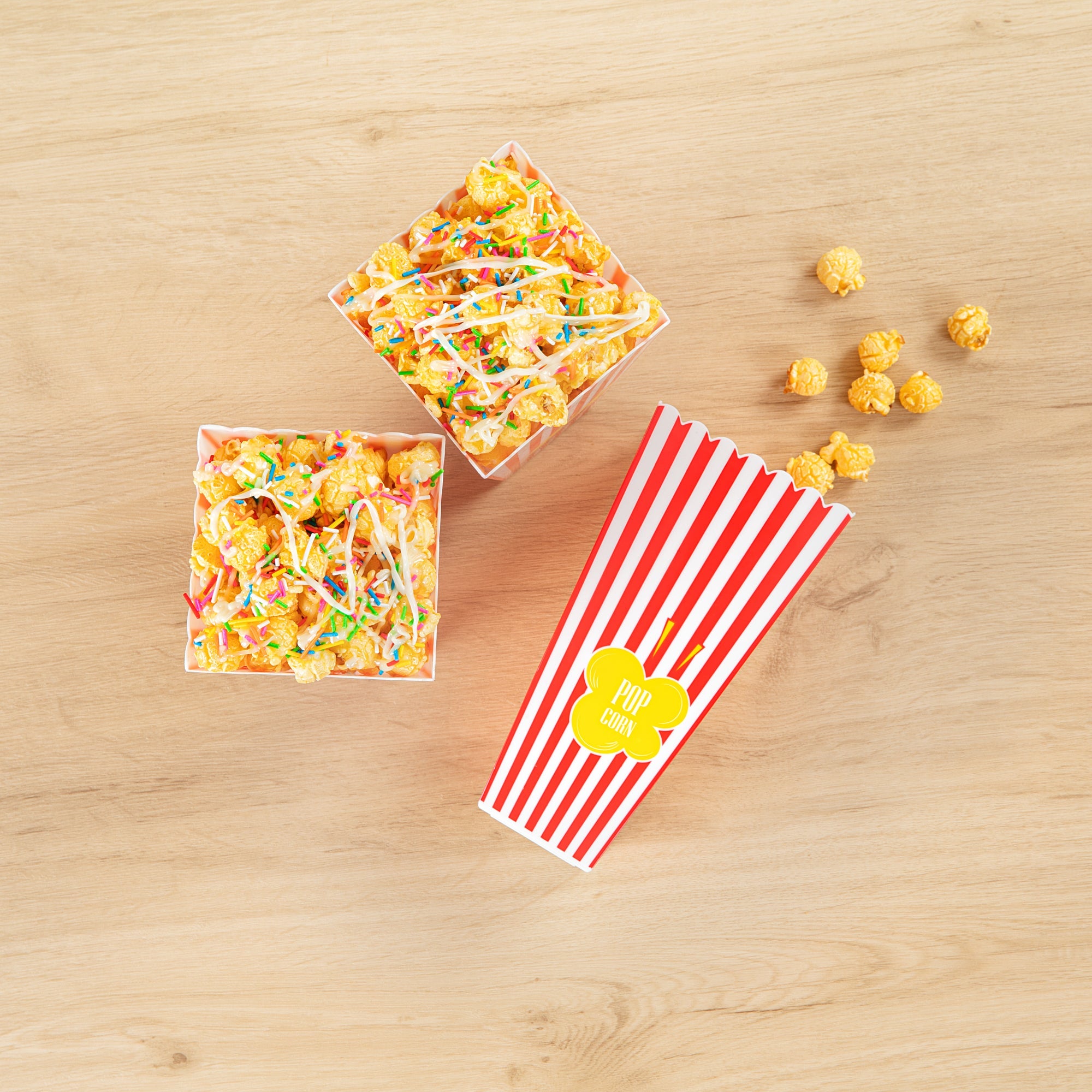 Maxi Serve 40 oz Red Plastic Popcorn Container - 10 count box