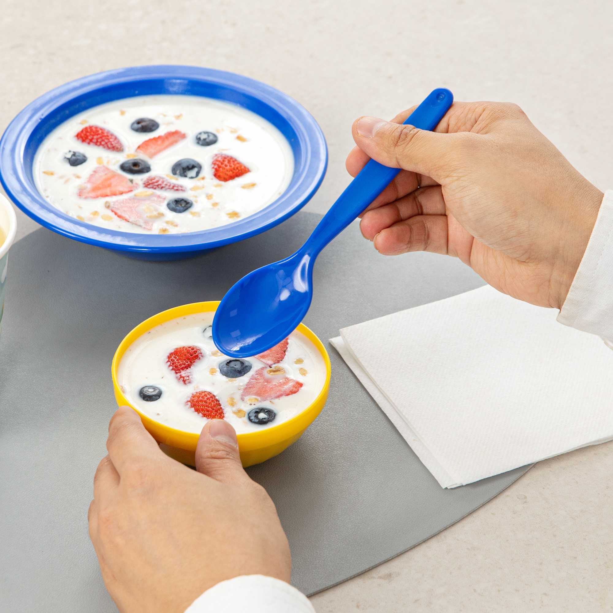 RW Kids Blue Plastic Spoon - 6 3/4" x 1 1/4" - 10 count box