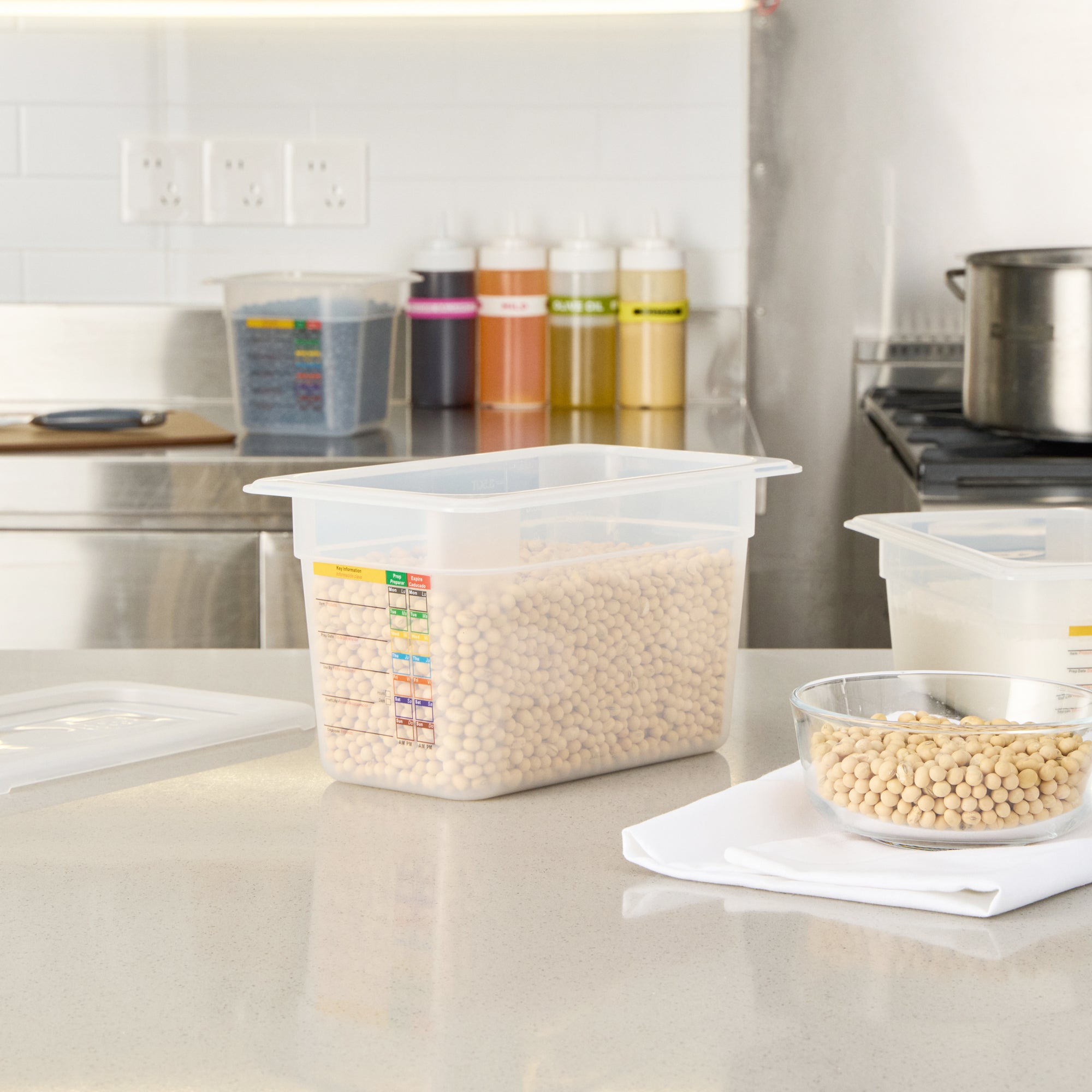 Met Lux Rectangle White Polypropylene 1/4 Size Food Pan - 6" Deep, with Label - 10 count box