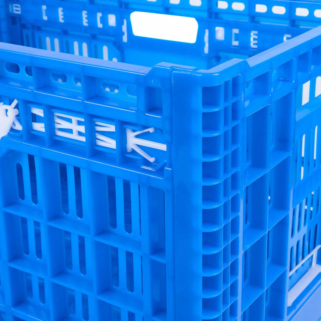 Cater Tek Rectangle Blue Plastic Collapsible Crate - Vented, Stackable - 23 3/4" x 15 3/4" x 13 1/2" - 10 count box