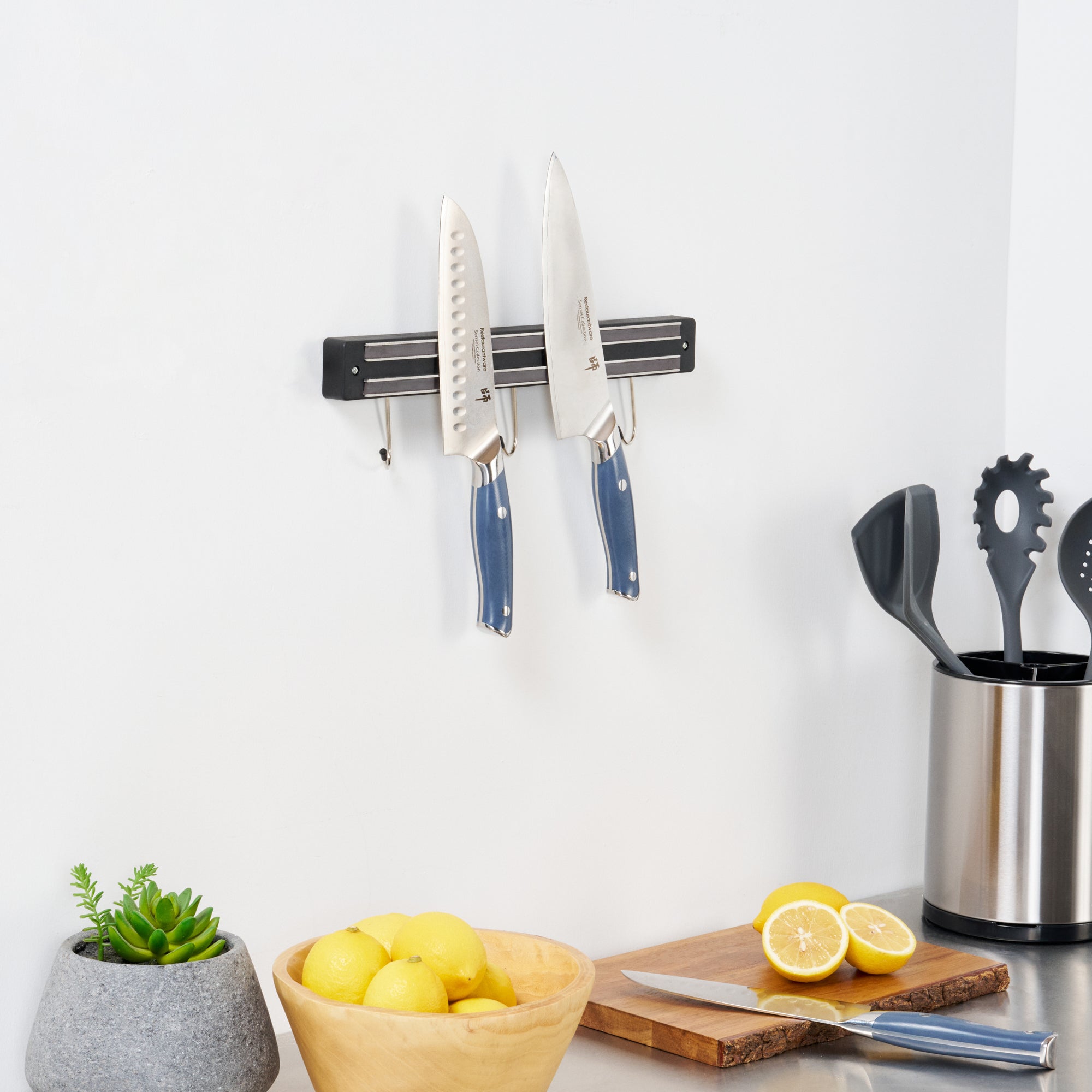Met Lux Black Knife Holder - Magnetic - 13" - 1 count box