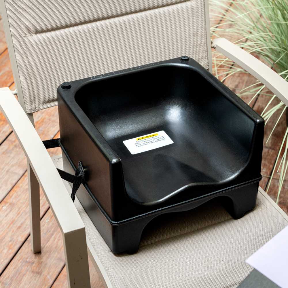 Table Tek Black Plastic Booster Seat - Dual Height, with Strap - 12 1/2" x 8 3/4" - 1 count box