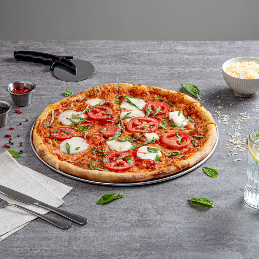 Met Lux Heavy-Duty Coupe Pizza Pan - 16" - 1 count box