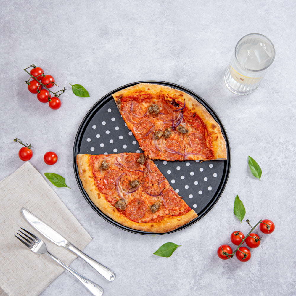 Met Lux Pizza Disk - Perforated - 13" - 1 count box