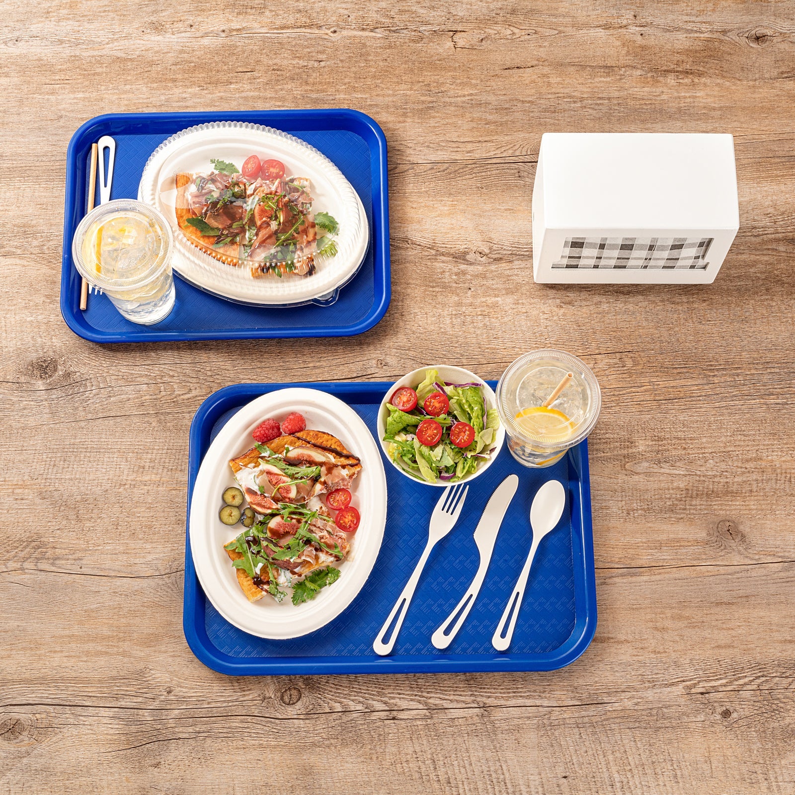 Chef 101 Rectangle Blue Plastic Fast Food Tray - 12" x 16" - 50 count box