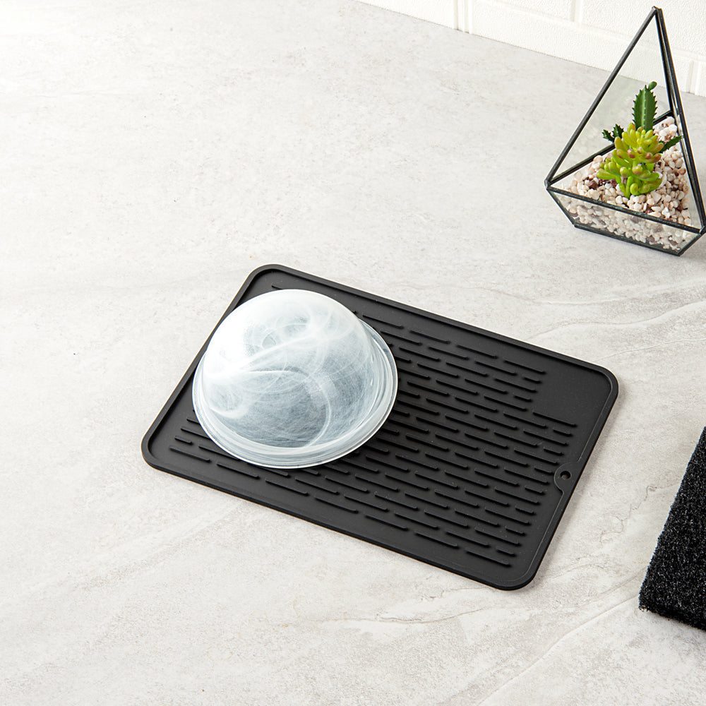 Comfy Grip Rectangle Black Silicone Dish Drying Mat - 11 3/4" x 7 3/4" - 1 count box