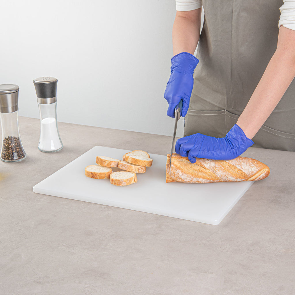 Chef 101 White Plastic Cutting Board - 18" x 12" x 1/2" - 1 count box