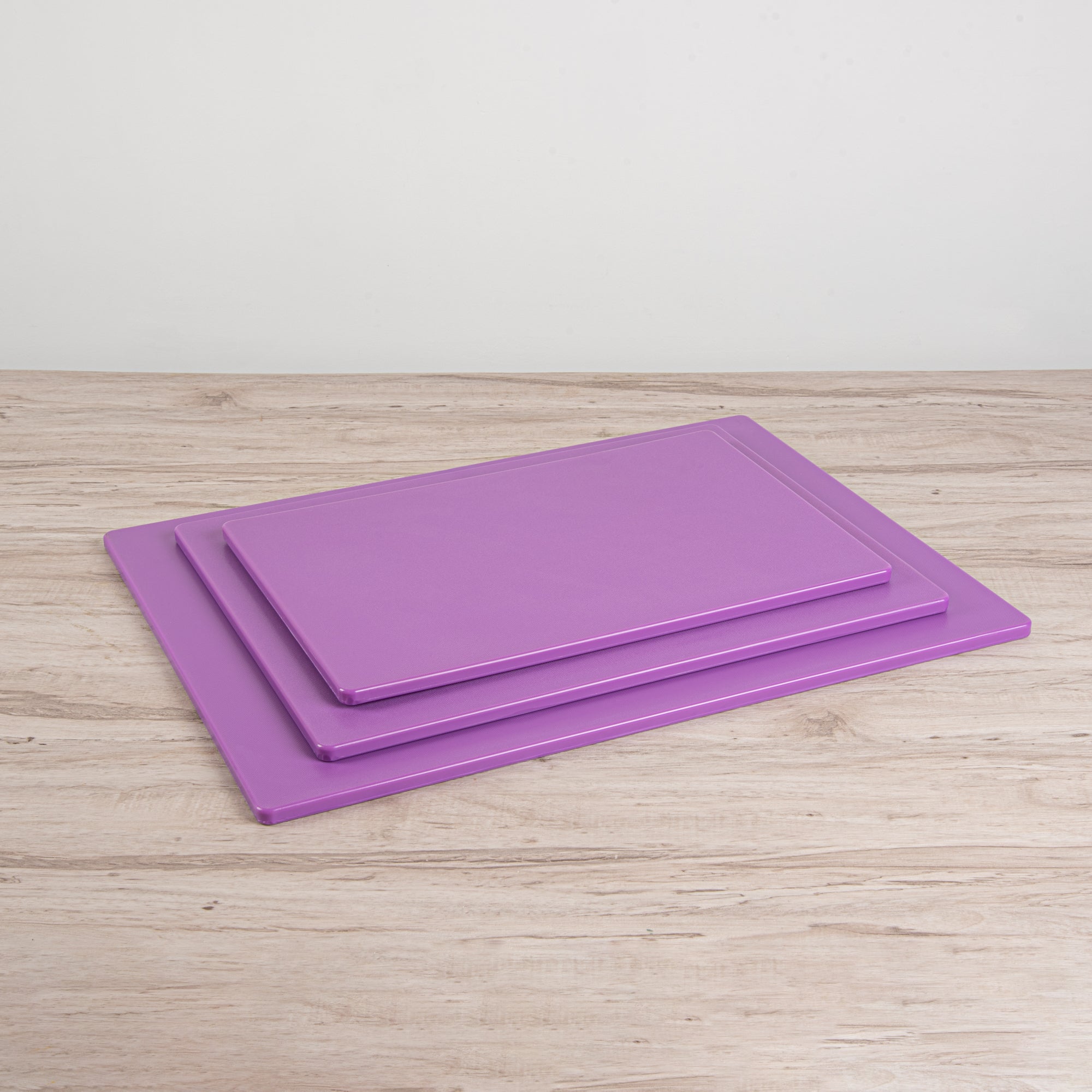 Chef 101 Purple Plastic Cutting Board - 24" x 18" - 10 count box