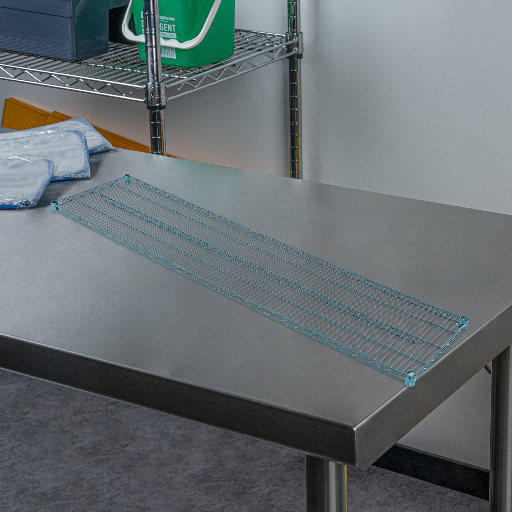 Chef 101 NSF Green Epoxy Shelf - Corrosion-Resistant - 18" x 72" - 4 count box