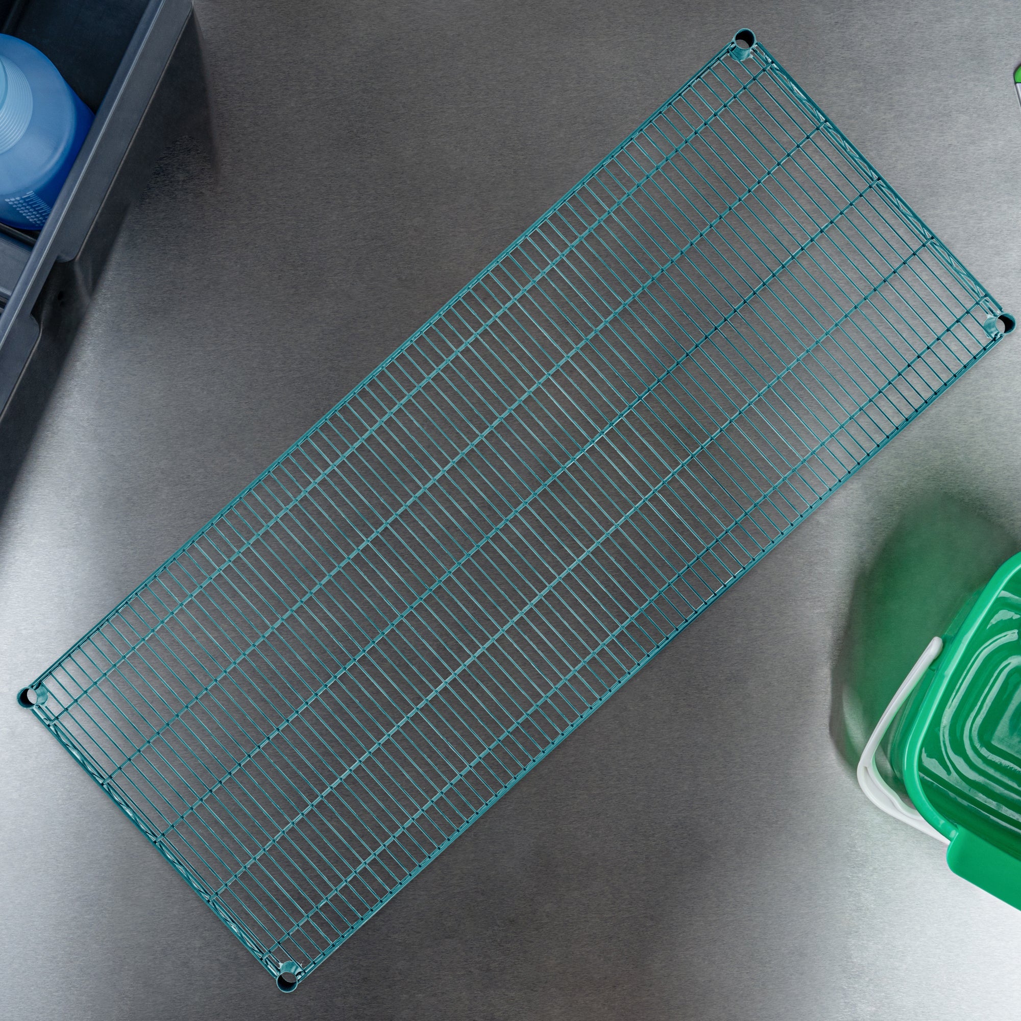 Chef 101 NSF Green Epoxy Shelf - Corrosion-Resistant - 24" x 60" - 4 count box