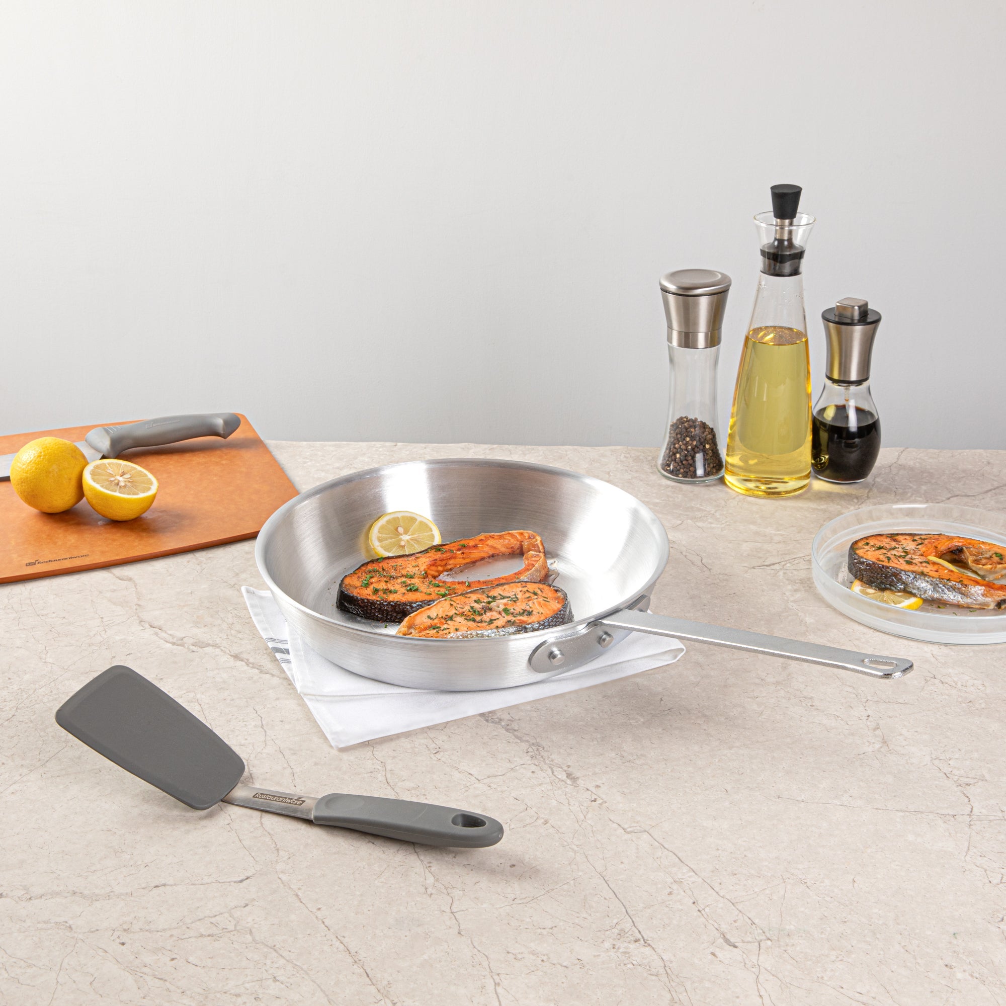 Met Lux Aluminum 12" Fry Pan - 1 count box