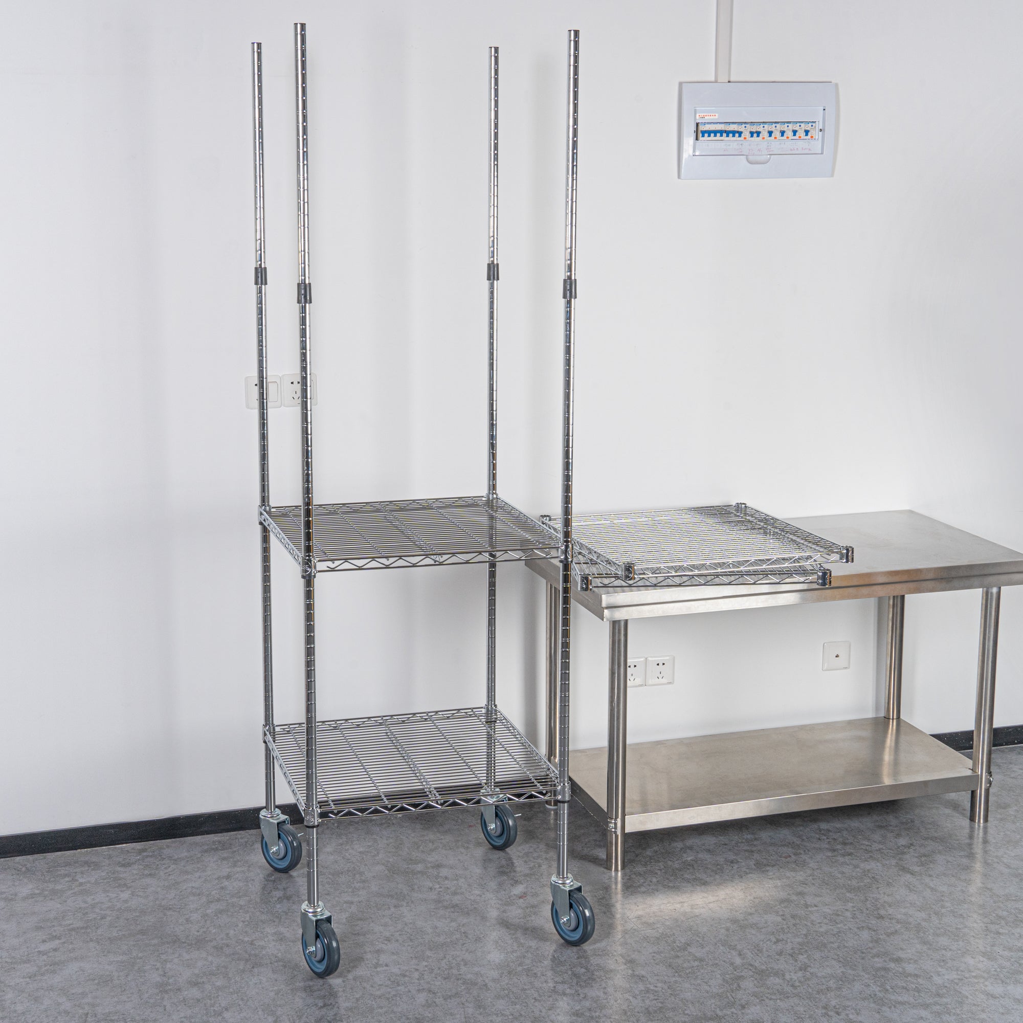 Chef 101 74" NSF Chrome Mobile Shelving Post - 4 count box