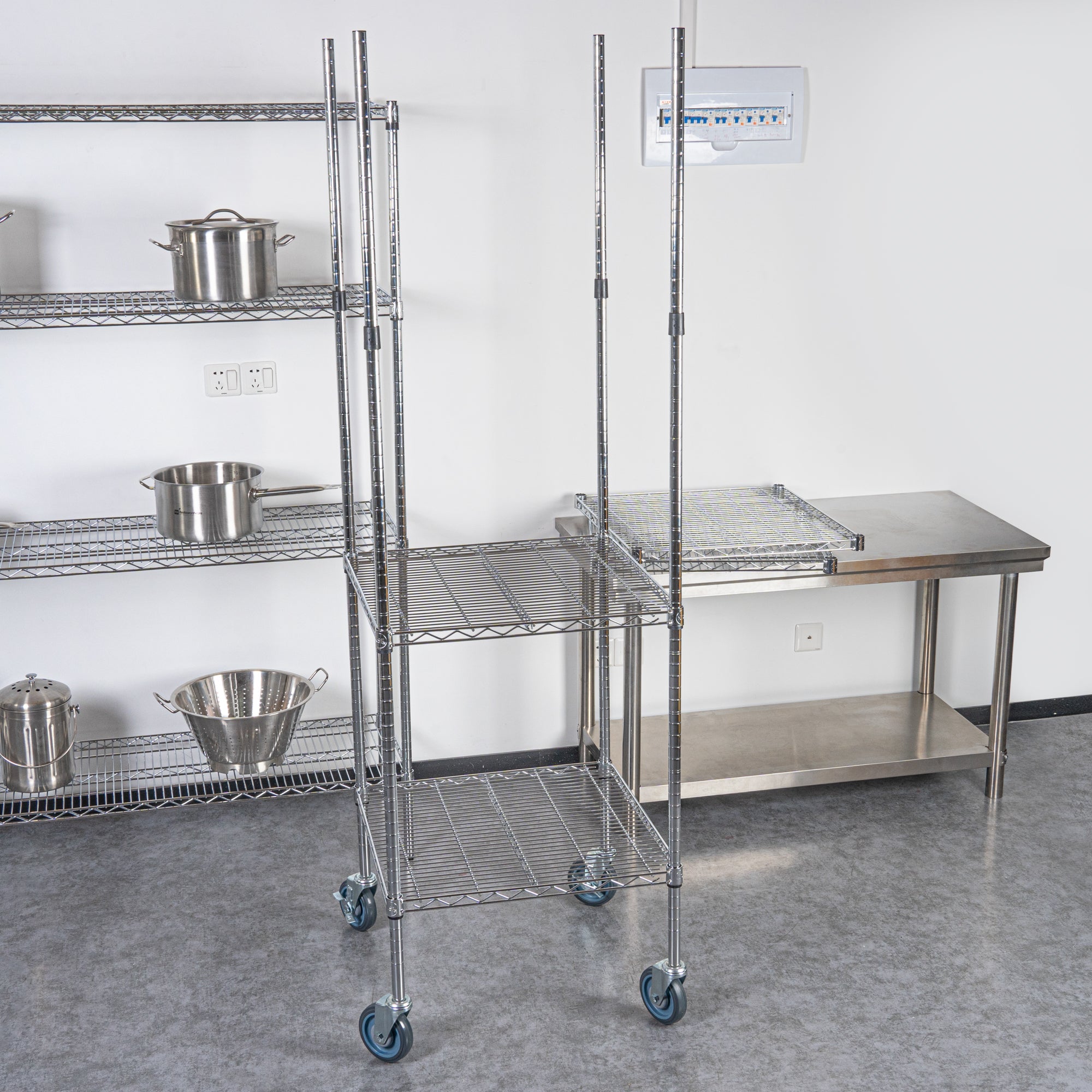 Chef 101 74" NSF Chrome Mobile Shelving Post - 4 count box