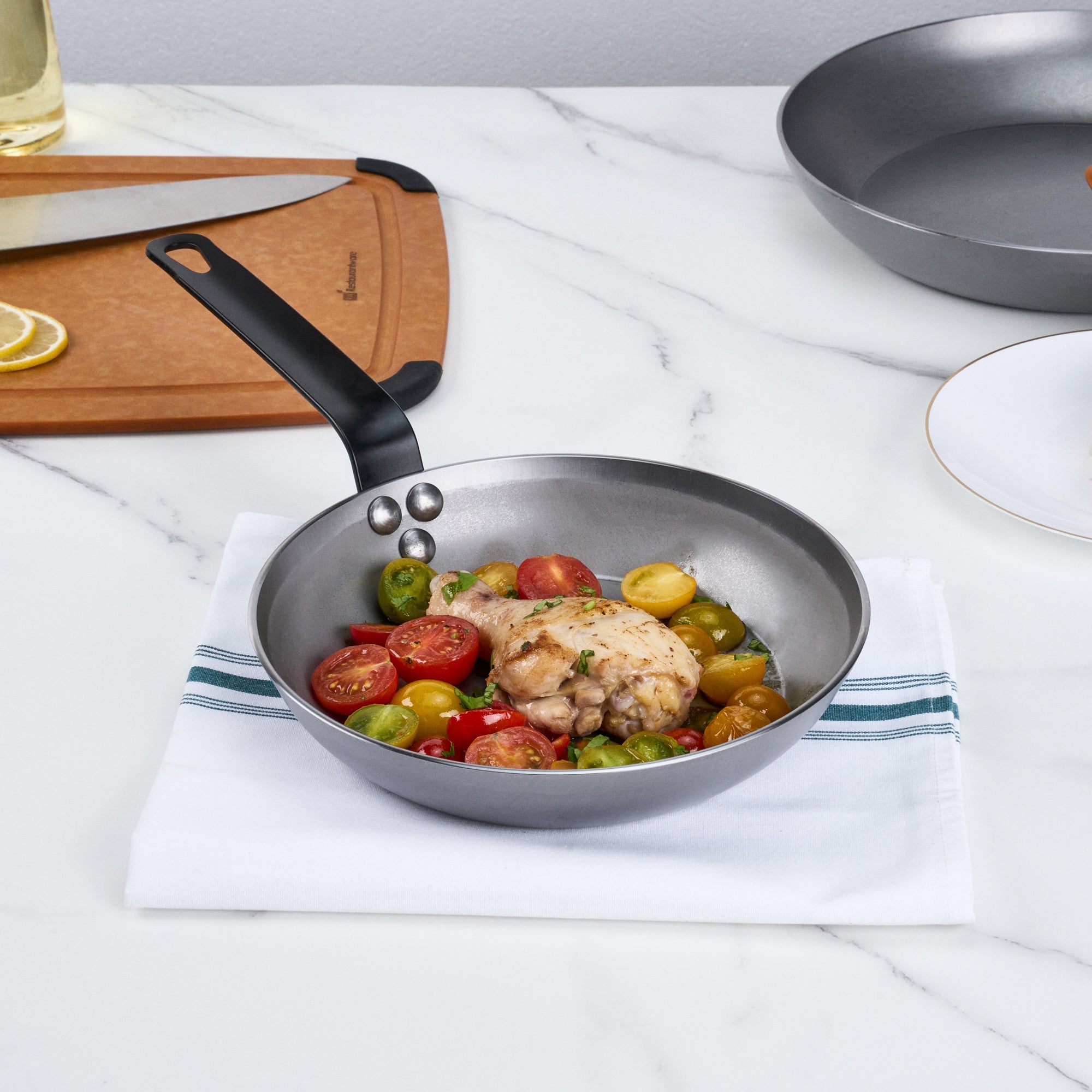 Met Lux Carbon Steel 9" Fry Pan - 6 count box