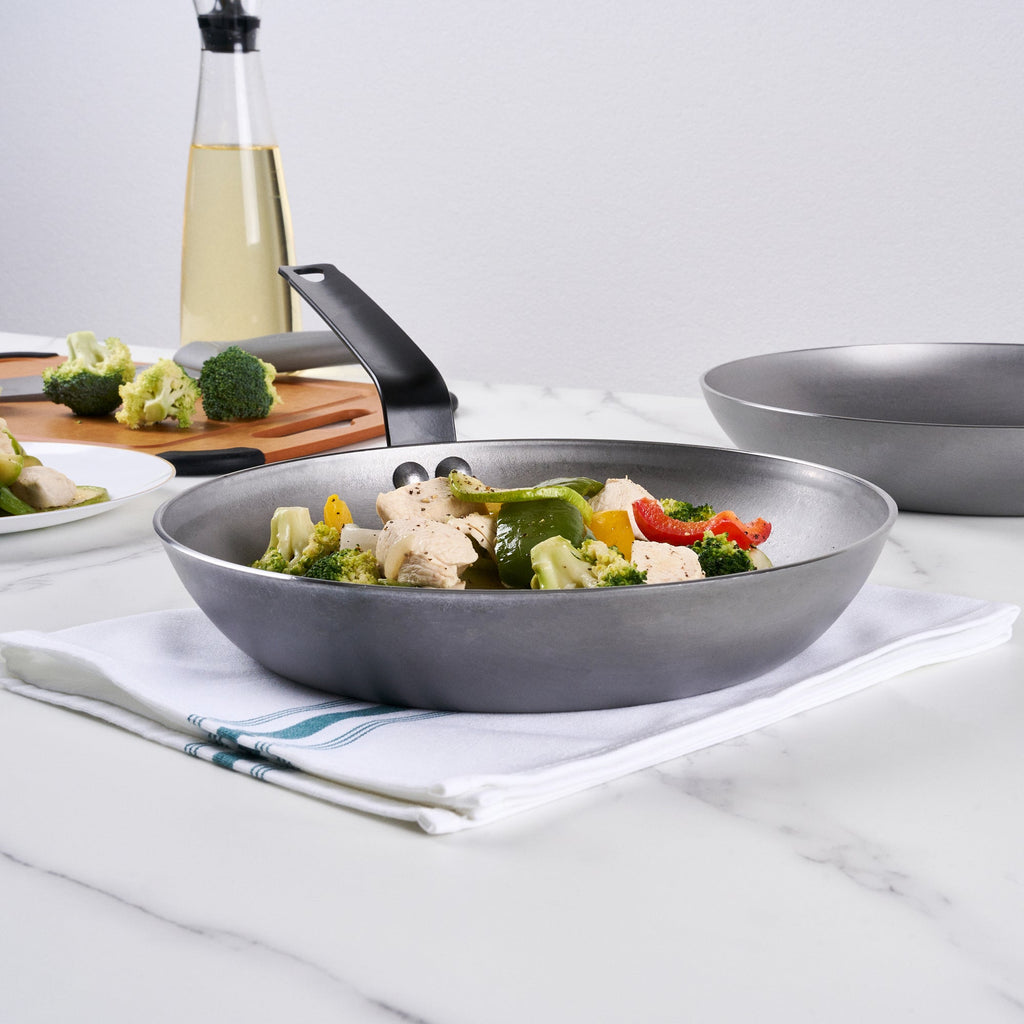 Met Lux Carbon Steel 10" Fry Pan - 6 count box