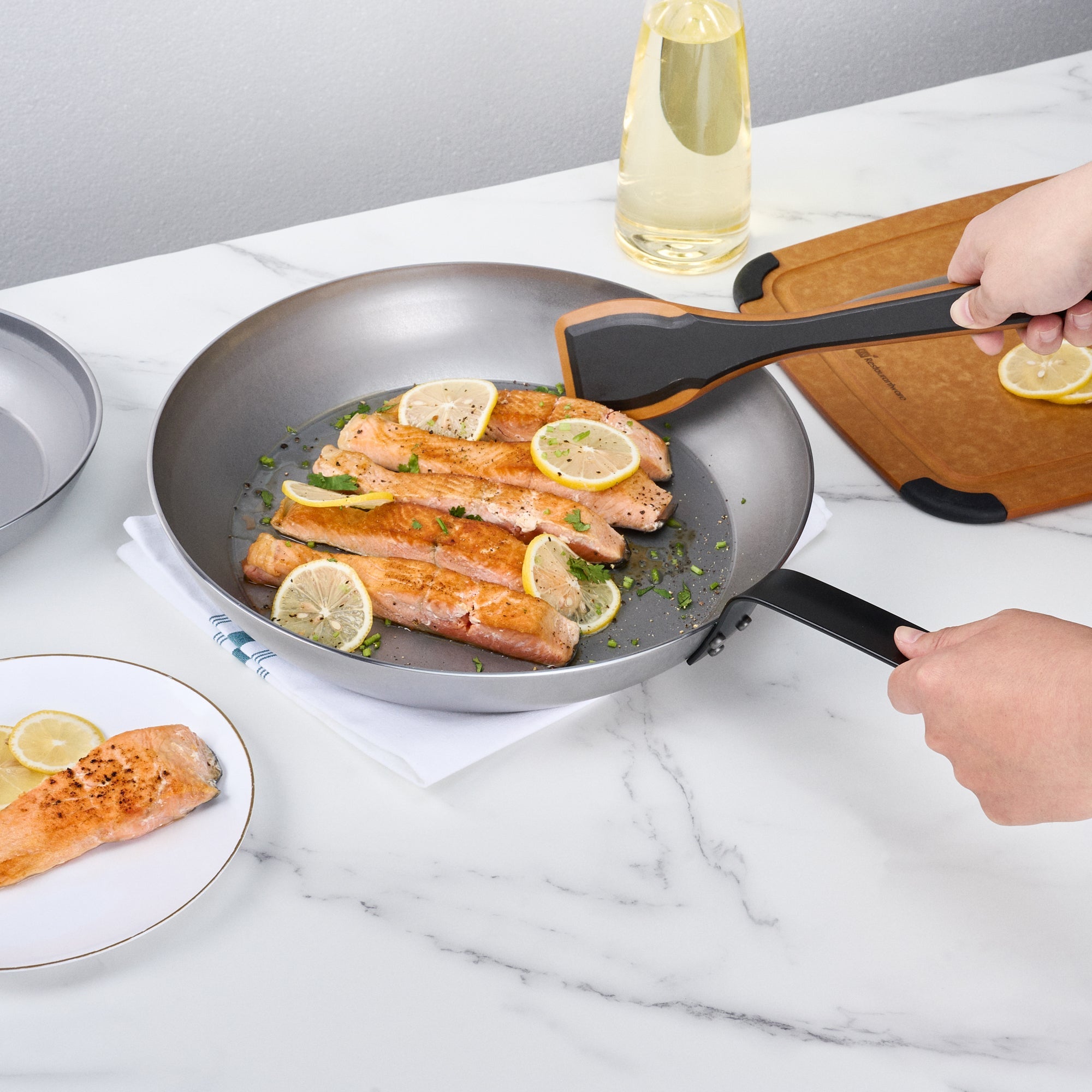 Met Lux Carbon Steel 13" Fry Pan - 6 count box