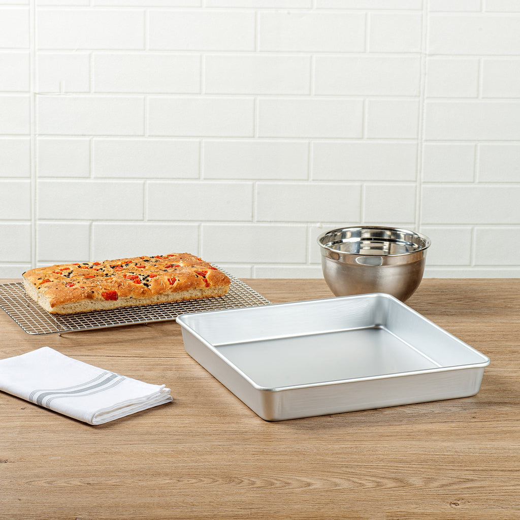Met Lux Square Aluminum Cake Pan - 12" x 12" x 2" - 1 count box