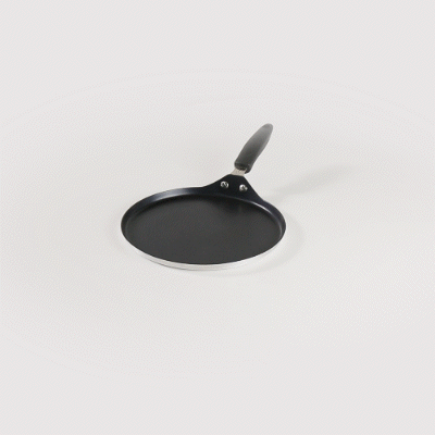 Met Lux Round Aluminum Griddle - Non-Stick, with Bakelite Handles - 10" - 10 count box